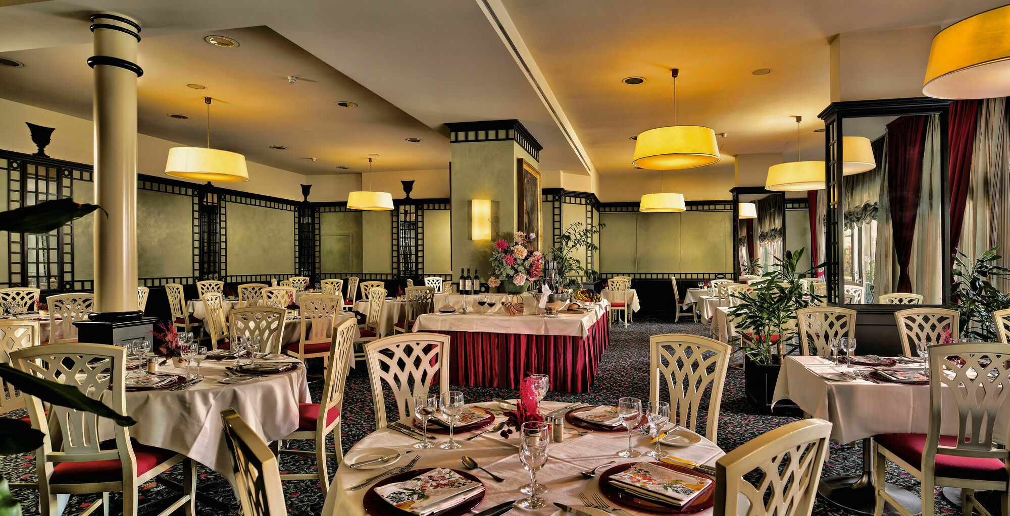 Hotel De La Paix Lugano Restaurant photo